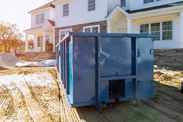 employees at Dumpster Rental of Lufkin